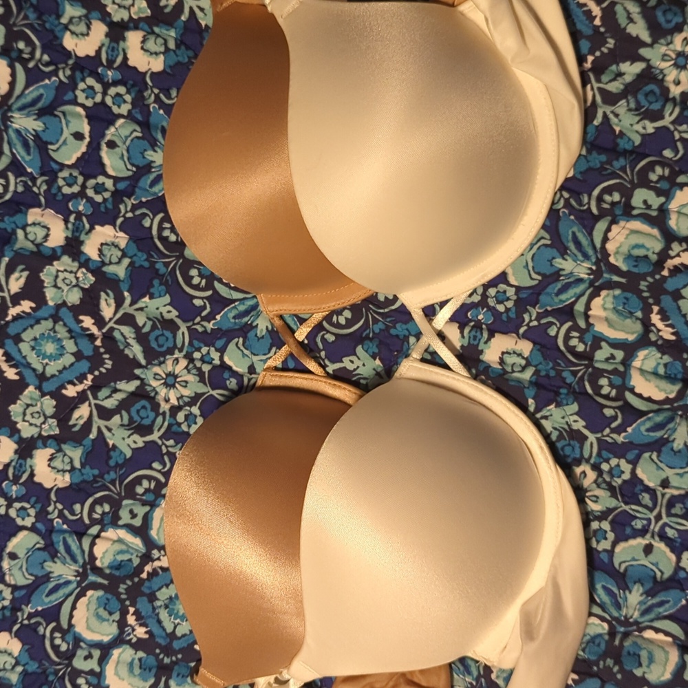 Victoria's Secret Bombshell Bra